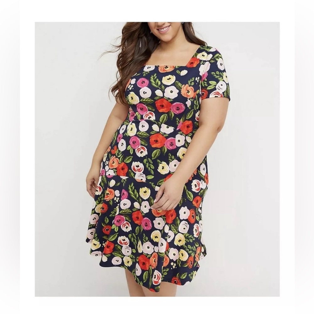 Lane Bryant Sz 26 NWT Floral Square Neck Scuba Dress